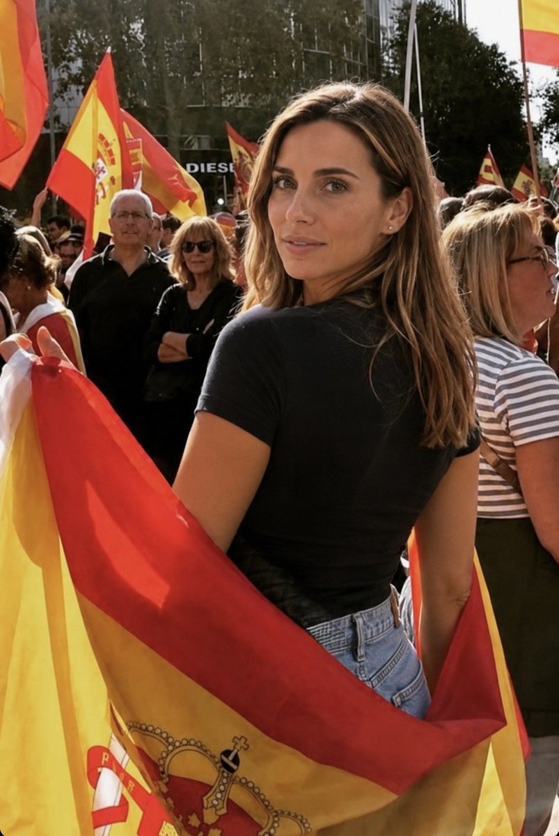 Laura Valverde tweet media