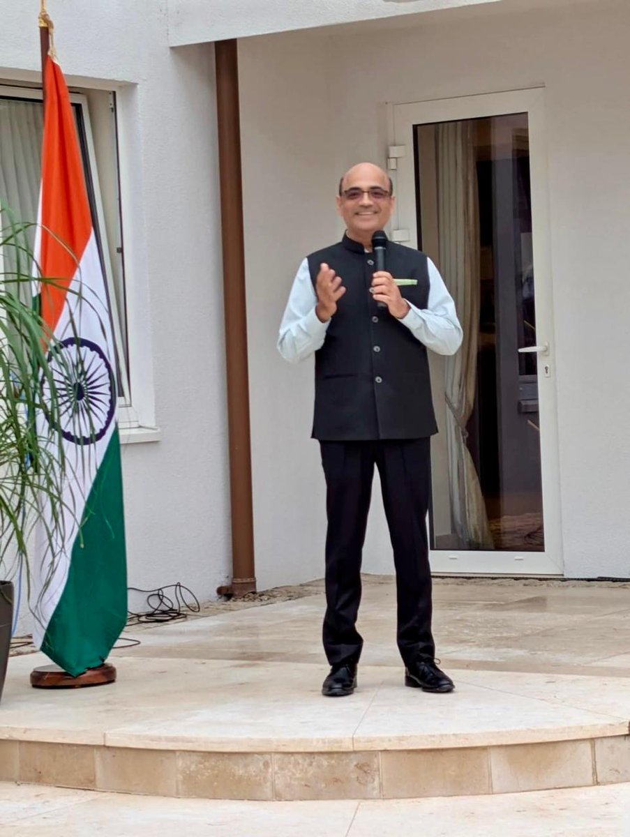 IndiainIreland's tweet photo. Ambassador Manish Gupta hosted a closing reception for the Jaipur Literature Festival (JLF) – Island of Ireland at India House, marking the successful conclusion of the festival. https://t.co/HygkbgrMtc