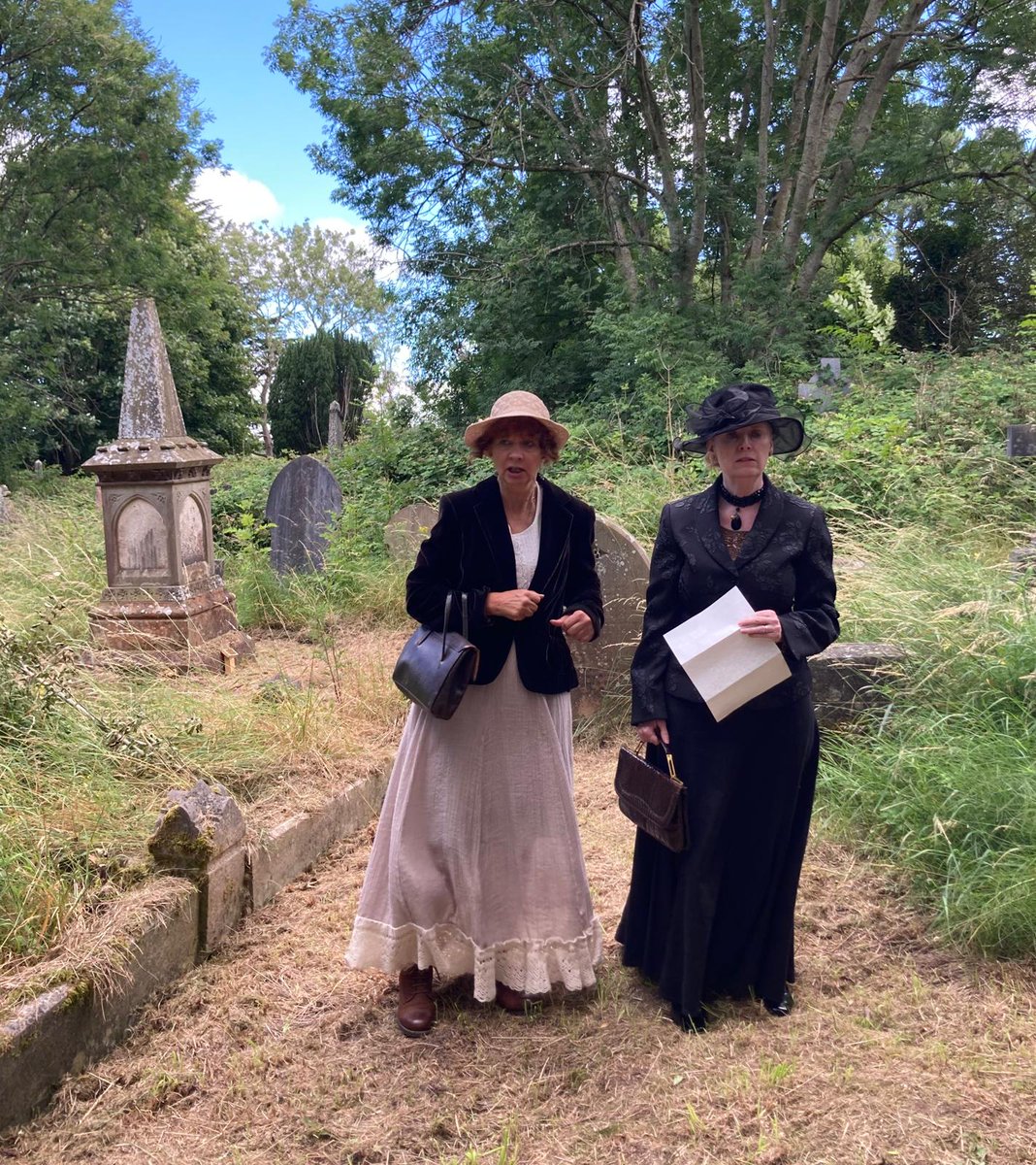 cardiffcouncil's tweet photo. The atmospheric grounds of Cathays Cemetery are home to some of Cardiff’s most notable residents. 

Actors will bring some of them back to life this summer, as the popular ‘Graveyard Voices’ guided walks return to the Grade II Listed cemetery.

👉 https://t.co/qGr9orTWOx https://t.co/qUXYBWbFjy