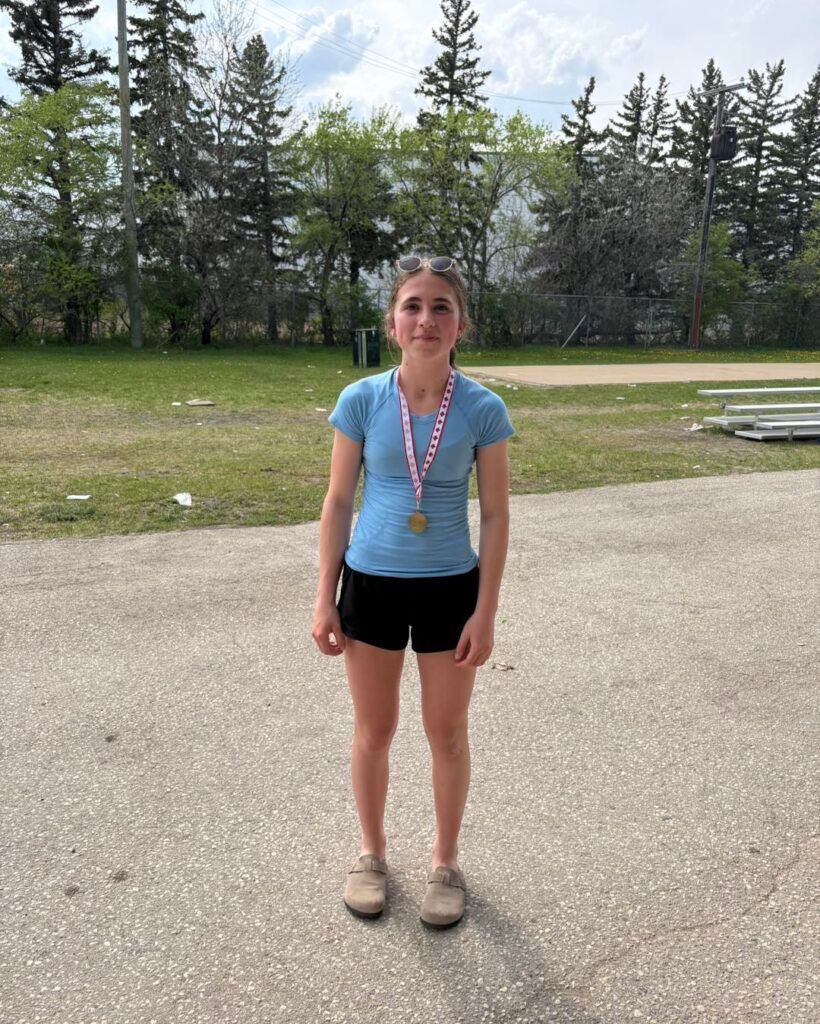 pmbuffaloes's tweet photo. Pilot Mound Hockey Academy and Pilot Mound Collegiate Institute brought home major hardware this week, securing the Zone 6 AA Track & Field Banner in dominant fashion.
๐https://t.co/I7pEzXpudw
#FearTheBuffs #MultiSport https://t.co/ceNgG9pshv