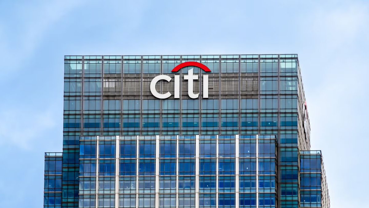 CryptoTimes_io's tweet photo. BULLISH: Citi names Chainlink CCIP as the interoperability standard for the tokenized economy.

The bank estimates tokenized assets could grow into an $8.2T market by 2030. 

@Citi @chainlink https://t.co/7CNIu252Tk