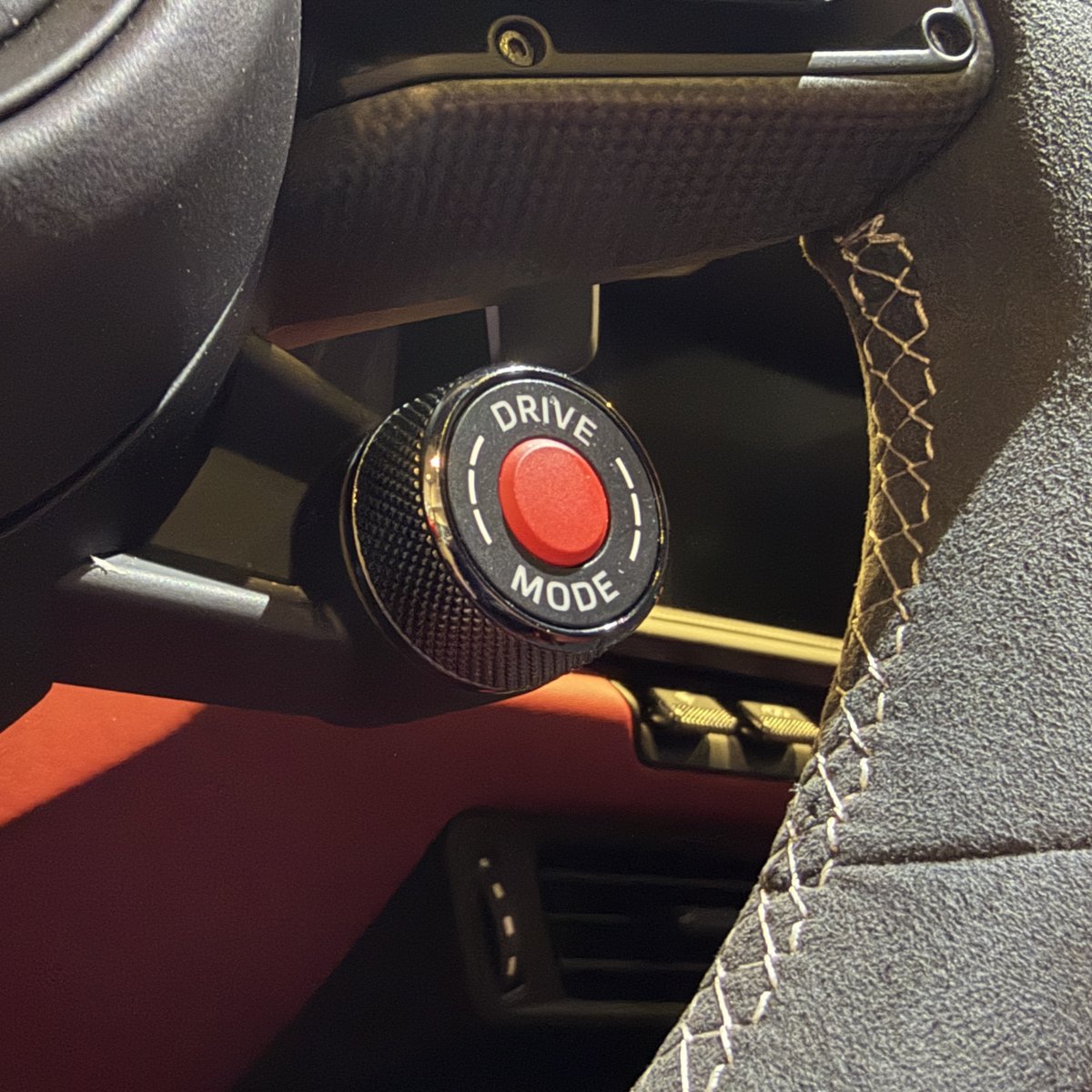 PorscheFF's tweet photo. Thrilling performance and iconic design await in this certified pre-owned 2025 Porsche 911 Carrera GTS. https://t.co/0Lb03WFngg #Porsche911 #Porsche911CarreraGTS #PorscheNorthScottsdale #Scottsdale https://t.co/7cYH31UWHn