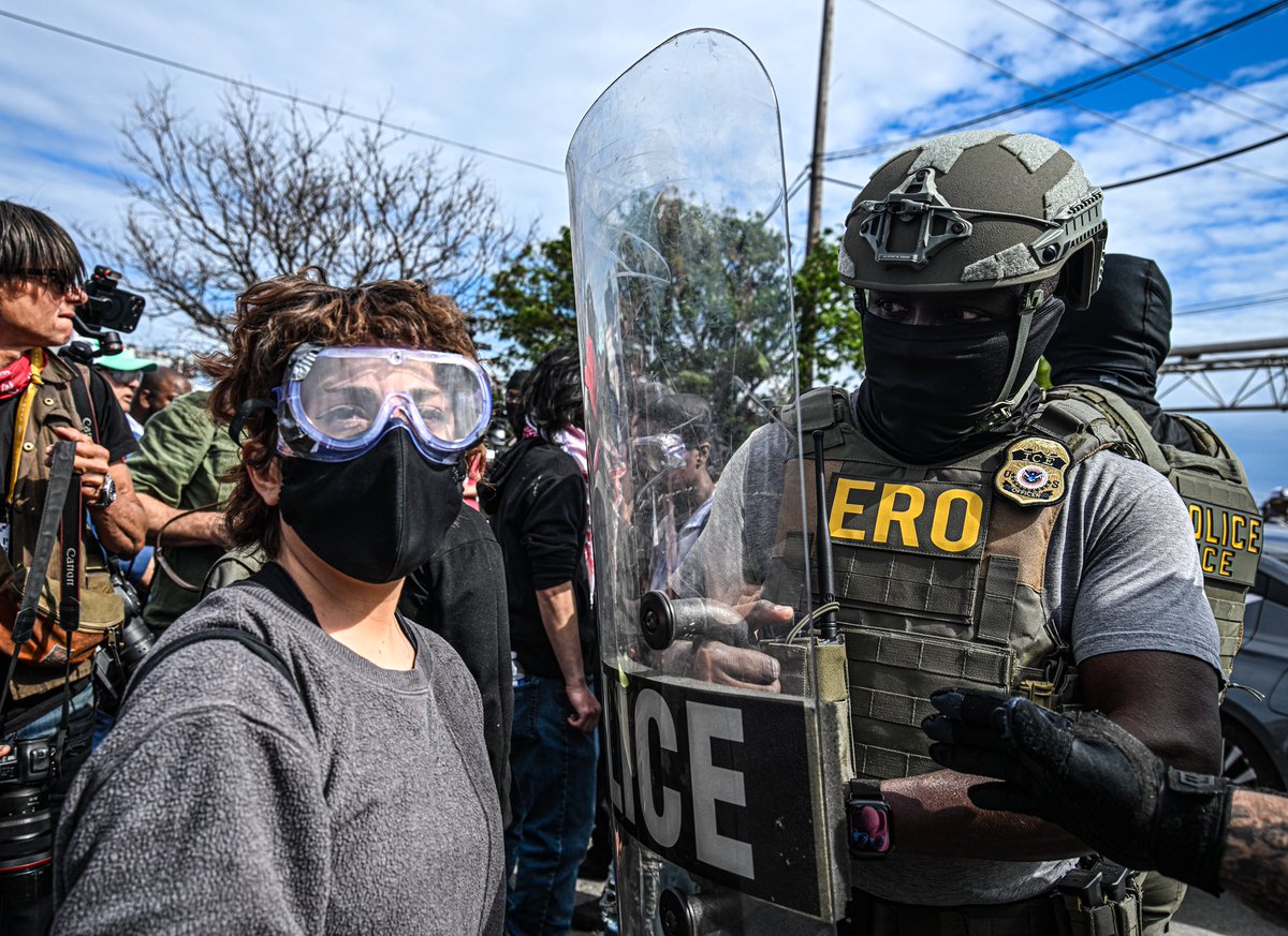 Dean_Moses's tweet photo. Delaney Hall protests see women emerge as leaders of resistance over immigrant detention and ICE efforts to squash demonstrations

Story: https://t.co/bHAtkxlMf5 https://t.co/S00k6LsADO