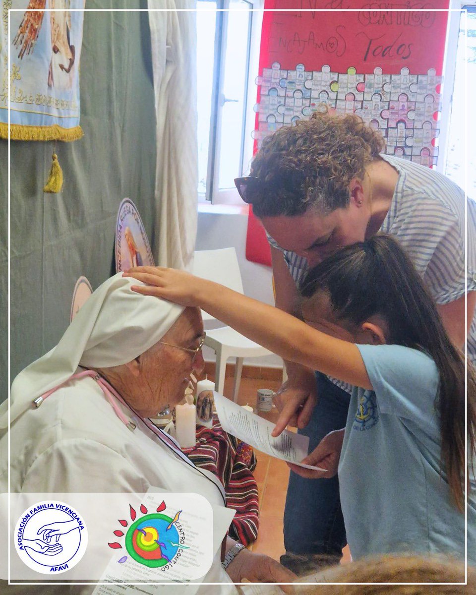 CentroContigo's tweet photo. Sor Magdalena ha sido un ejemplo de ser luz e iluminar a su alrededor, para el centro contigo ha sido luz, ayudando a muchas personas en su aprendizaje en las clases de español, ha sido luz para los niñ@s de esta casa, y para los compañeros que trabajamos aquí!!! https://t.co/QzpdyLm1h9
