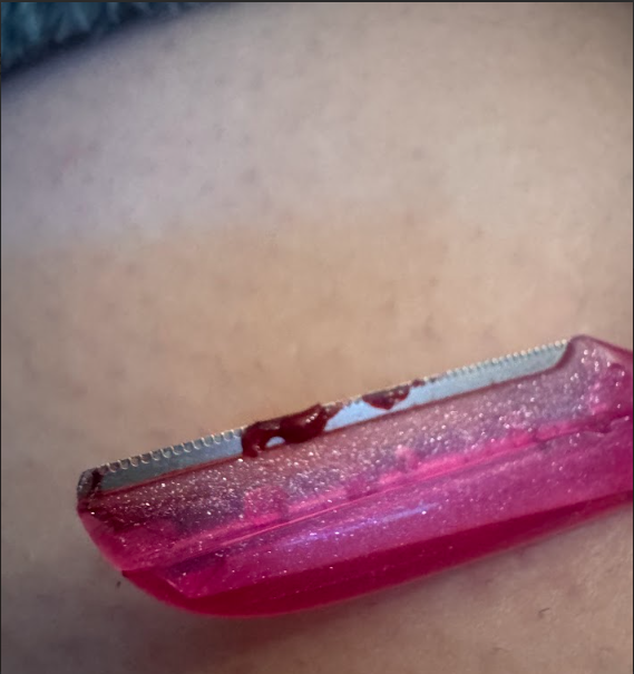 miseryminds's tweet photo. not real obvi sfx or whatever the ..fake thing is called #shtwt its not that bad i knowww. These r kinda old 🤐 https://t.co/032OHr103q
