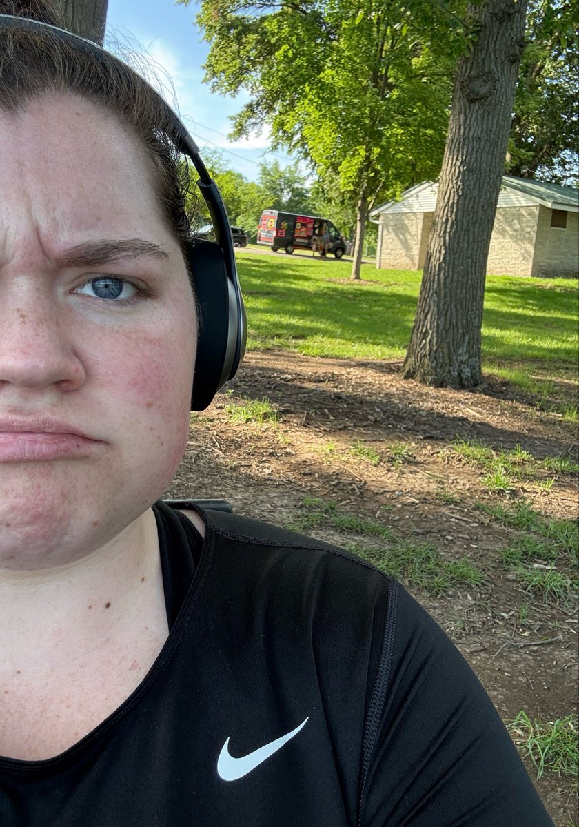 han_embry's tweet photo. Did I want to workout today? No. Am I trying to force myself to move my body anyways? Yes. 

The ice cream truck showing up while I’m pouting through my walk? Absolutely diabolical and uncalled for. 😒 https://t.co/TXxLSTqrTR