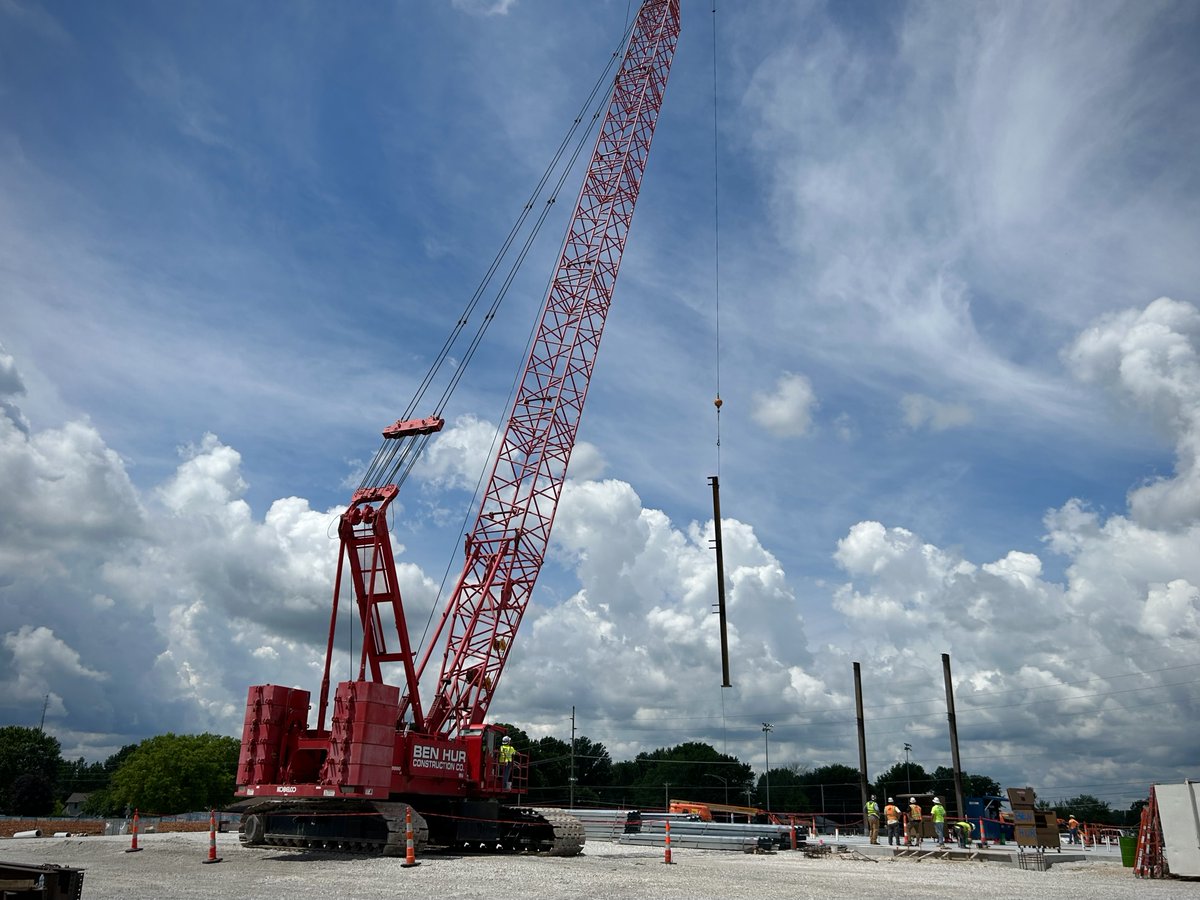 CoxHealth's tweet photo. A shared vision between CoxHealth and @STLChildrens is taking shape. 
 
Today, cranes placed the first steel beams at the future site of the 133,000 square-foot St. Louis Children’s at CoxHealth Children's Specialty Care Center, marking a major step toward expanding pediatric care in southwest Missouri.