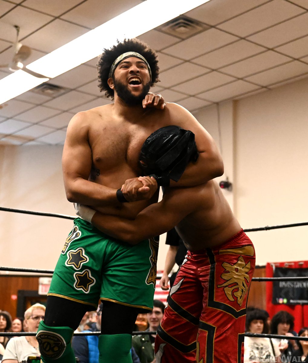 grenwail's tweet photo. 1/4 S05E22 @WrestlingOpen @beyondwrestling
@LittleKylon vs @numberone_dojo https://t.co/p2KtMCKsj9