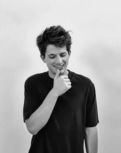 Youexactlyknow's tweet photo. I want @charlieputh to attain @taylorswift13 wedding https://t.co/hmpG3vrExU
