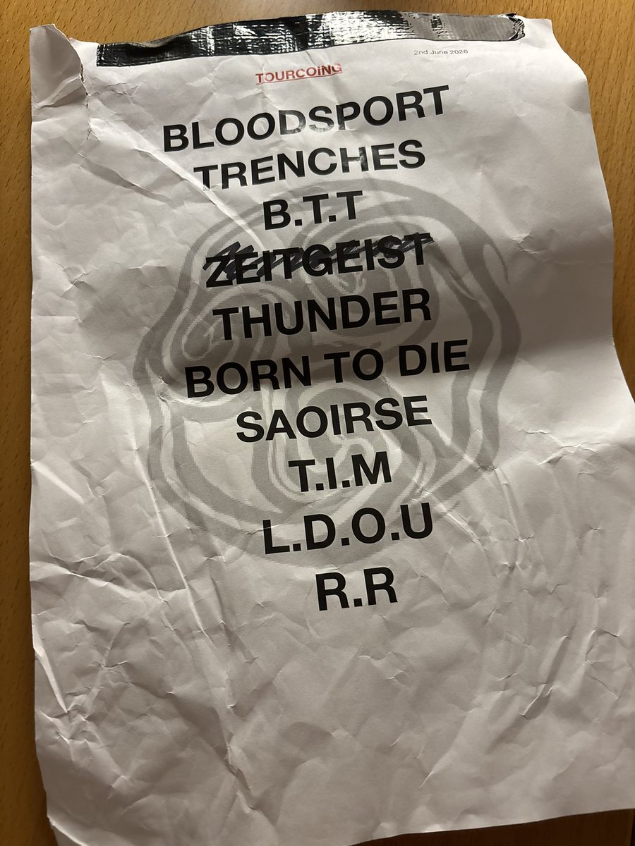 JulKllr's tweet photo. CALL ME MR SETLIST https://t.co/UQjD73bbEf