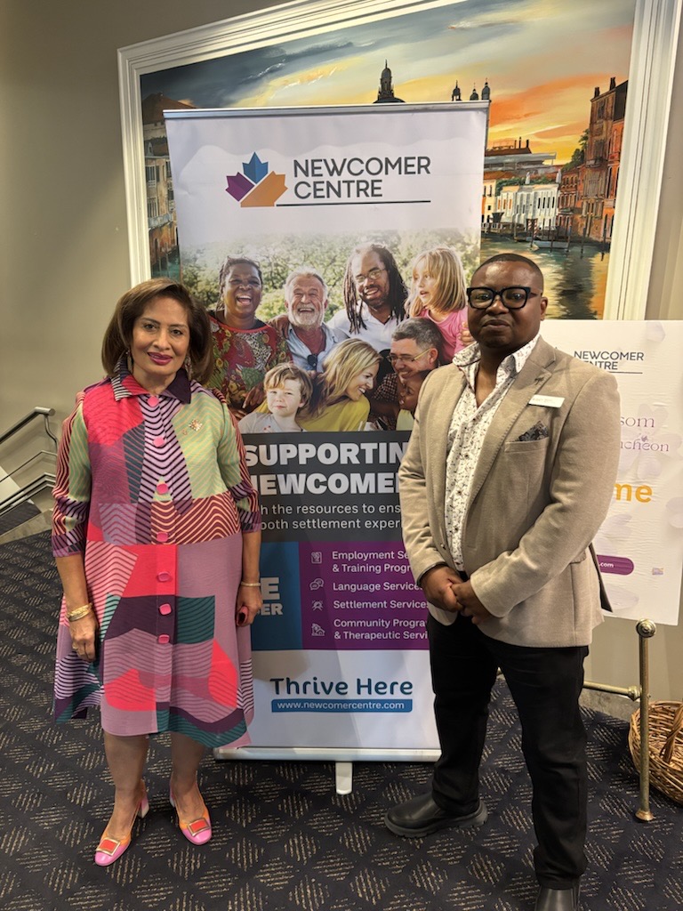 LtGovAB's tweet photo. Each year, Edmonton’s Newcomer Centre supports over 10,000 newcomers as they learn English, find employment and build community connections. I was pleased to join them Thursday to recognize their remarkable 45-year legacy of success. https://t.co/s9xNiR7TtD