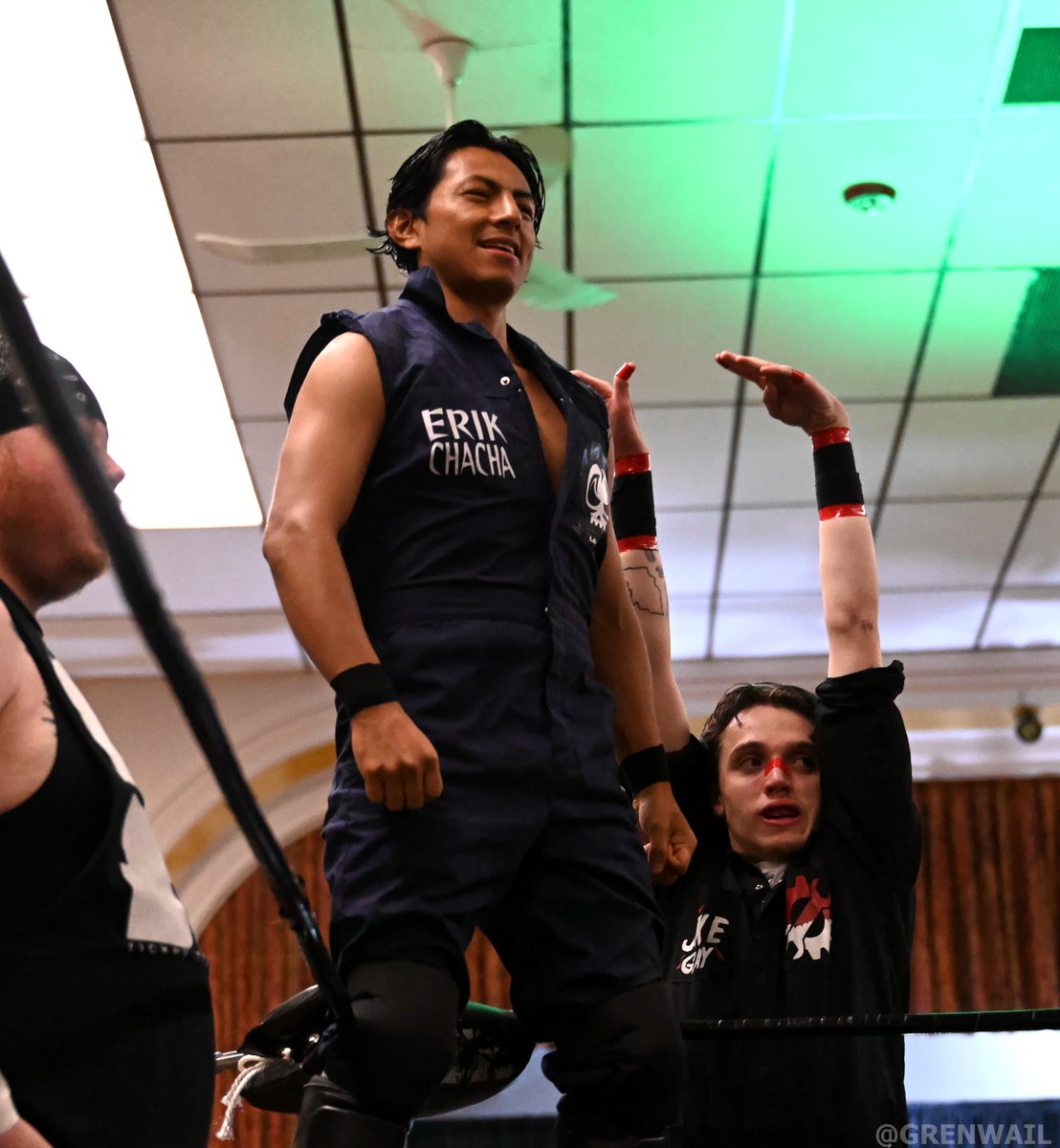 grenwail's tweet photo. 1/3 S05E22 @WrestlingOpen @beyondwrestling
Simply the Best ( @victorious_brg  &amp; @TheOxxAdams ) &amp; @DjPowersWrestle vs B.O.B. ( @RickeyShanePage , @PWHandyman , &amp; @chachawrestles ) https://t.co/1QCBhWBgco