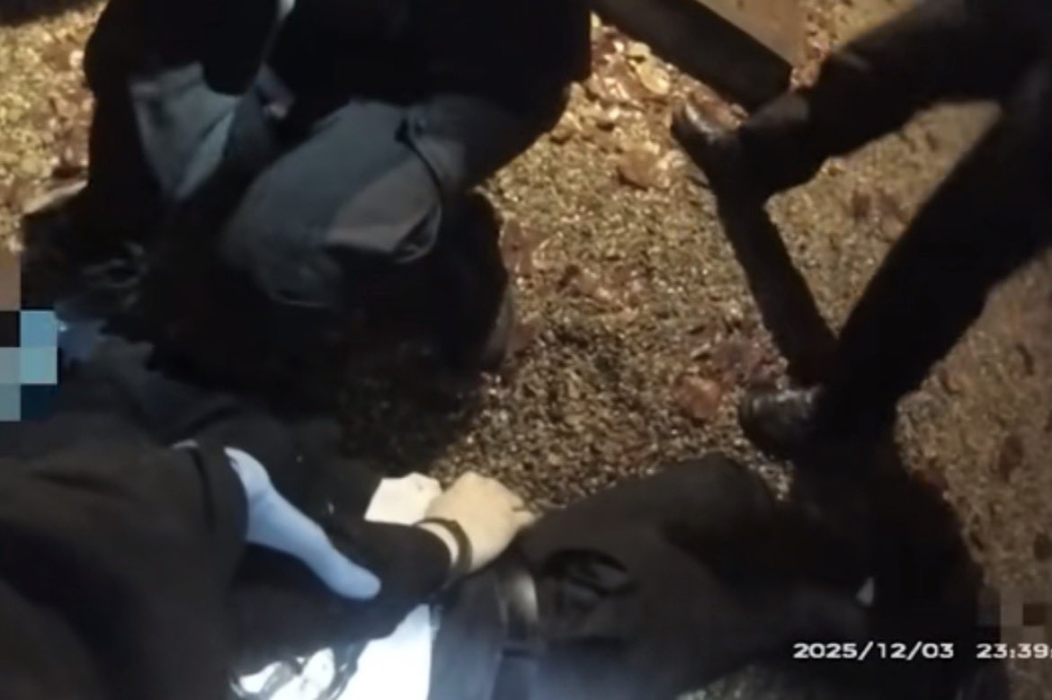 xdaredevlx's tweet photo. It absolutely pains me to admit I saw a very disturbing video earlier, it was a video of Henry Nowak and the police cam footage of him in his final moments alive, being accused of racism and having cops not believe that he was stabbed 5 times. I legit almost threw up watching it. https://t.co/OthMUkiu0C