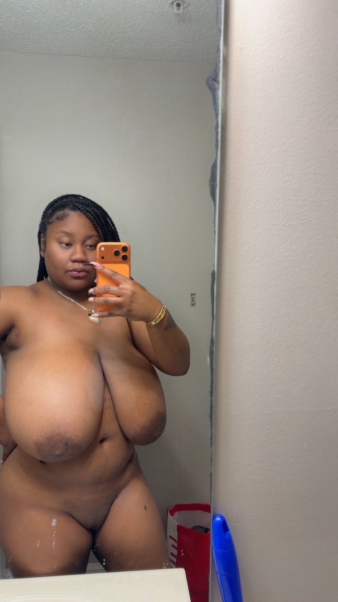 BIGGREGAN1's tweet photo. It’s titty tuesday right? 🤩 dm me for facetimes &amp; customs!! 

https://t.co/UO12aYpSba https://t.co/ANTORmDdRI
