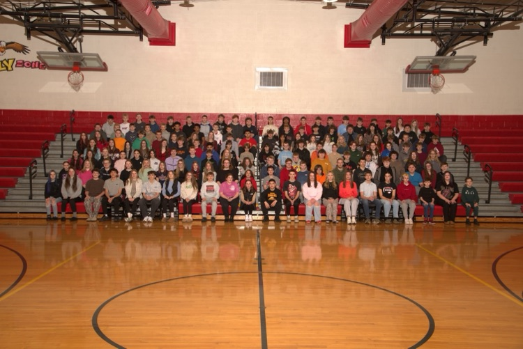 edison_middle's tweet photo. EMS class of 2026.  Held our annual 8th grade walk today.  Lots of smiles and tears.  You are ready.  This group is all class.  Continue to make us proud.  Let's Go South. https://t.co/aFdOL8JJ7P