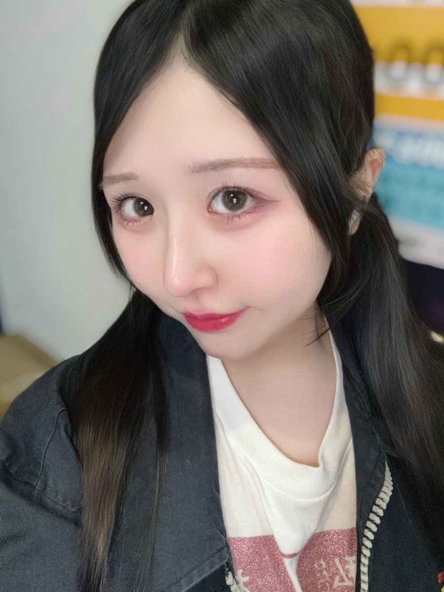 Rikachi_Like's tweet photo. オンラインチェキ発売中です！！

わたしは3つの衣装を着るよ〜
🌟ウェディングドレス風衣装(ジューンブライド)
🌟結婚式のお呼ばれドレス
🌟パジャマ(梅雨の日おうちデート)

ご注文待ってます！
6月もりかちと一緒に楽しもうね🦁🌈🌈

🔽フォーム
https://t.co/o0cjxjVlSl

#ノイク最終章 #ノイク https://t.co/DErnrm706e
