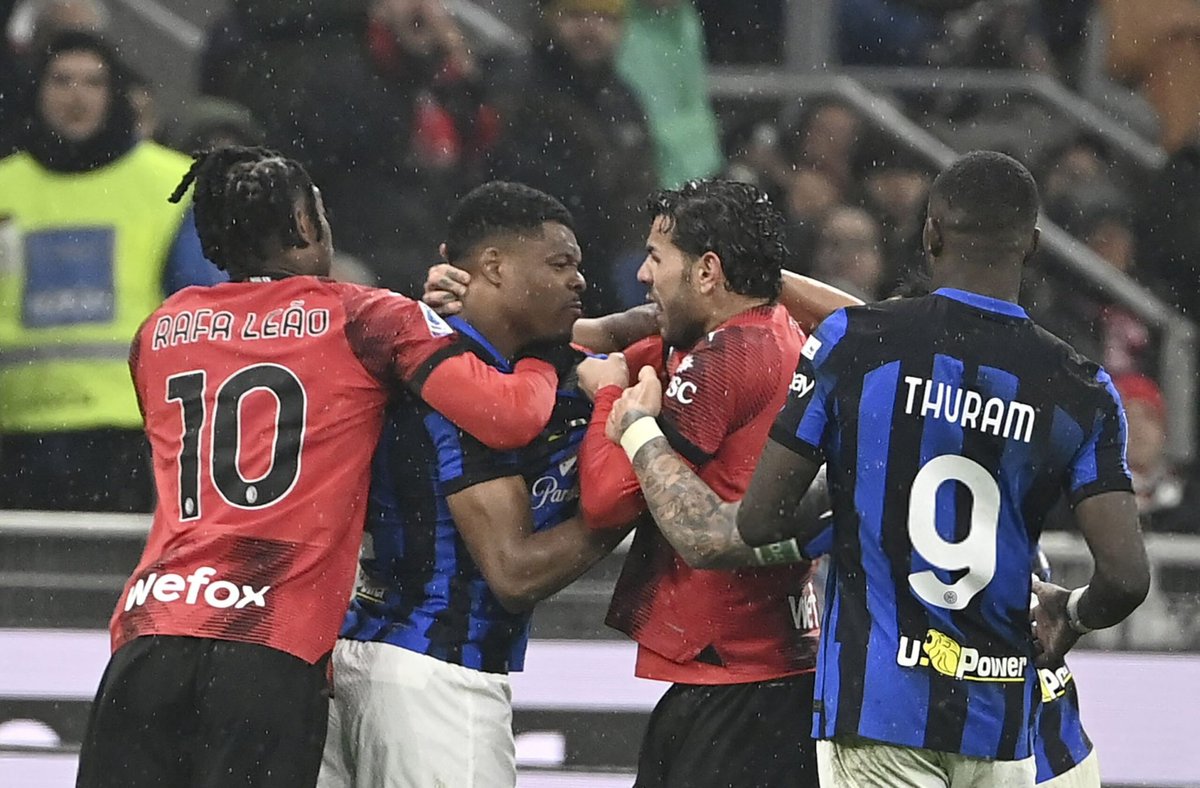 Montopoli1908's tweet photo. Grazie Denzelone.
Non ci sarà rancore nei tuoi confronti ❤️ https://t.co/JCbweGaUu3