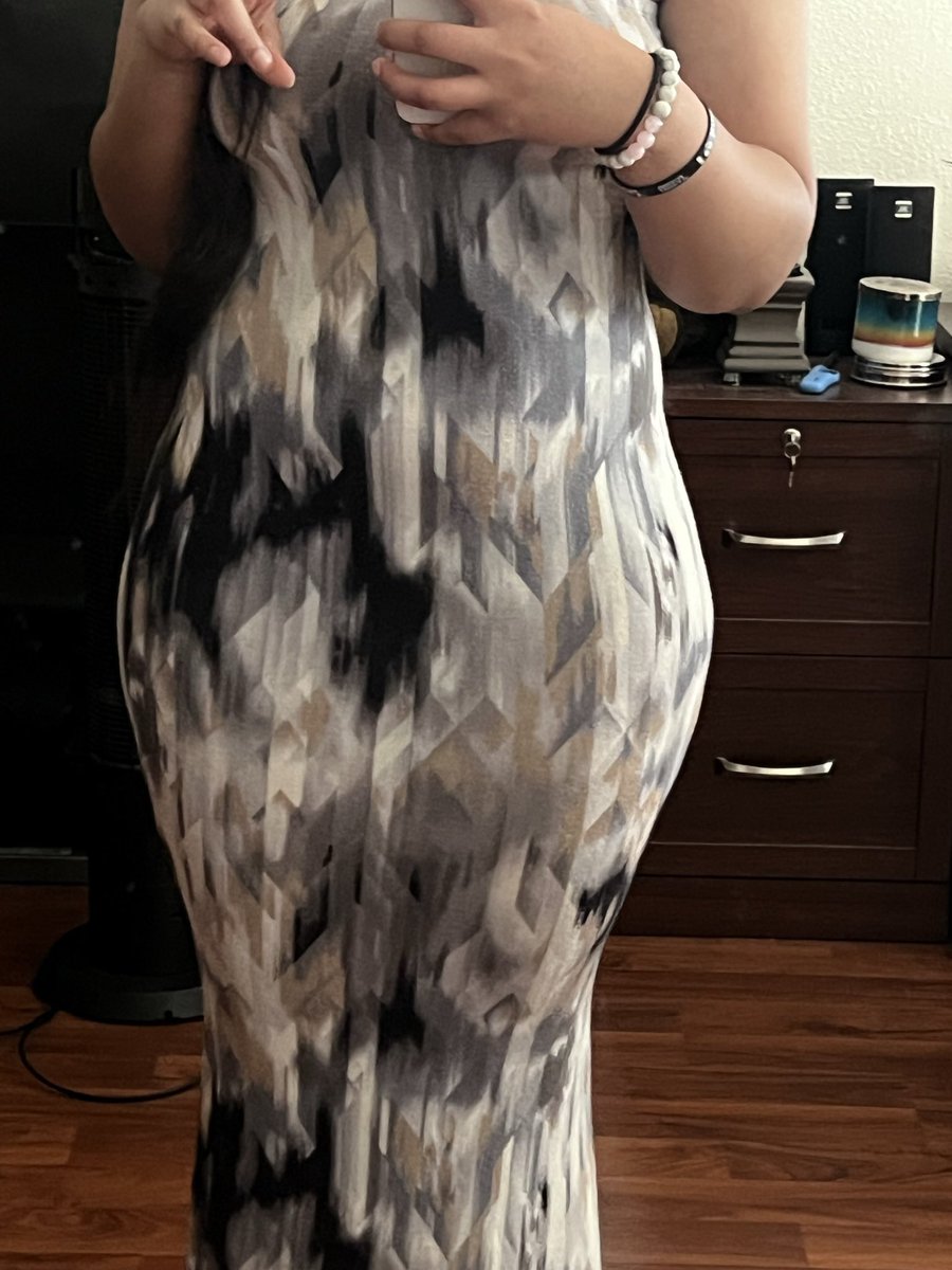 cry4ceraa's tweet photo. dont you want a bratty princess taking over your pointless life ? 

#cuck #findom #humiliation #brat #subs #goddess #princess https://t.co/OI7u5sBwEn