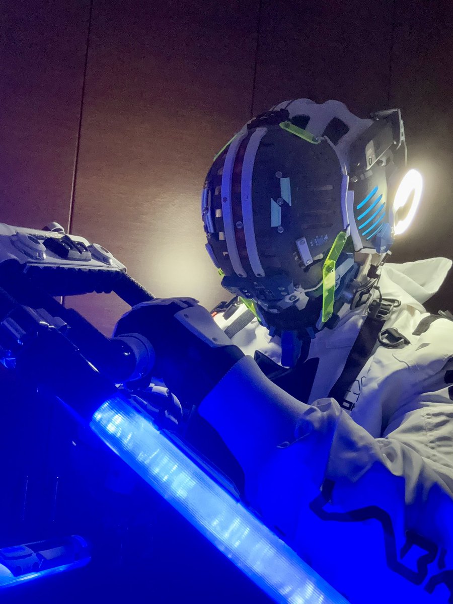 tuxedocatcrazy's tweet photo. 〜骸696 零号機〜

#メカヘッド　#サイボーグ　#サイバーパンク　#cyberpunk  #cyborg  #cosplay  #NEKOTECH  #MACHINE56 https://t.co/f30ifhQh9D