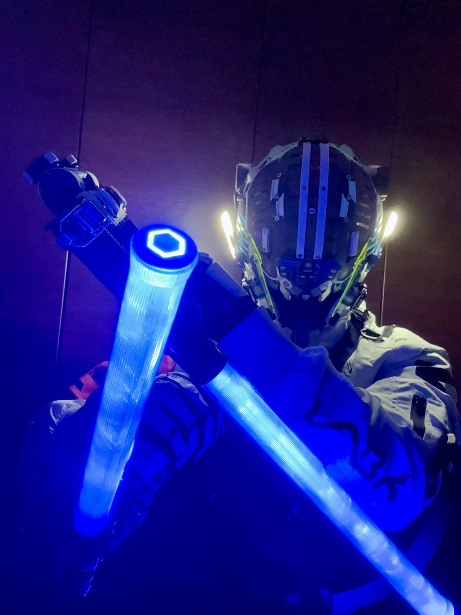 tuxedocatcrazy's tweet photo. 〜骸696 零号機〜

#メカヘッド　#サイボーグ　#サイバーパンク　#cyberpunk  #cyborg  #cosplay  #NEKOTECH  #MACHINE56 https://t.co/f30ifhQh9D