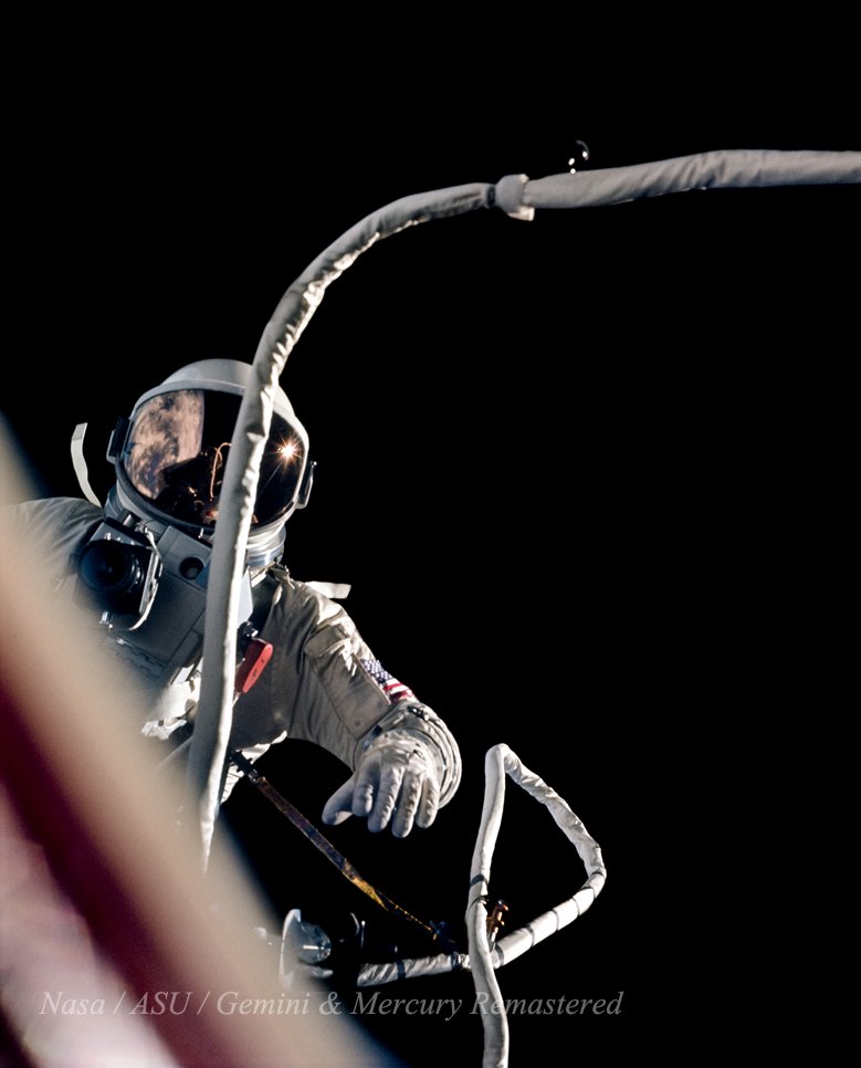 AndySaunders_1's tweet photo. TODAY! - 60th anniversary of Gemini IX-A
Deke Slayton, privately to Tom Stafford during suit up: "[If Cernan dies during the EVA, bring him home] - we just can't afford to have a dead astronaut floating around in space"
What actually transpired was extraordinary
#GeminiRemastered https://t.co/UDbnHyRqvj