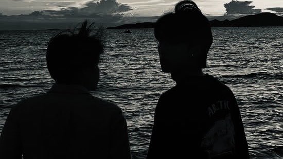 foreasten's tweet photo. the last chapter of kasas adek,

#surfjava few tweets au. https://t.co/Ao9KoxhurF