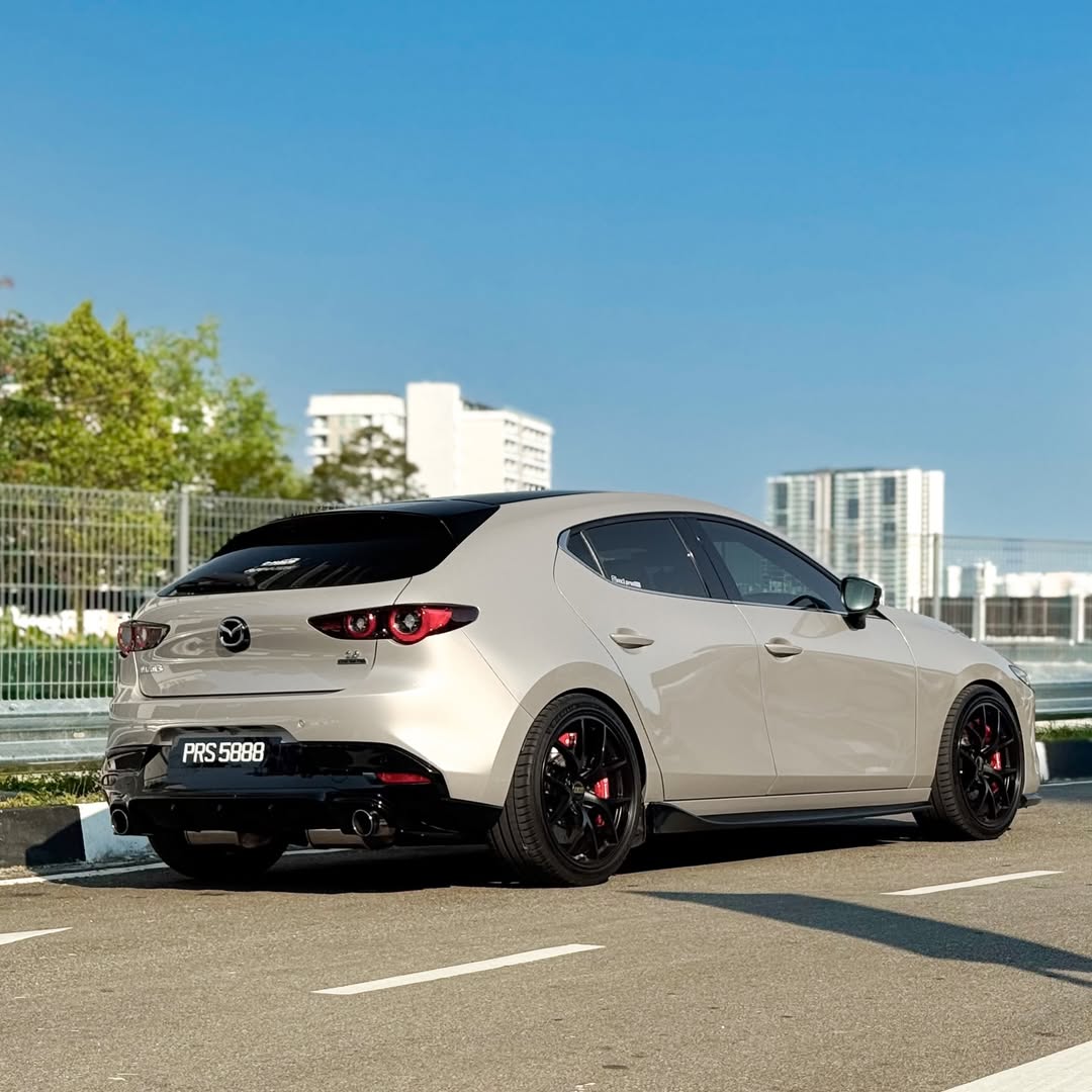 nocarcontext's tweet photo. MAZDA3 🤍🤍 https://t.co/xWv3Ob6JuH