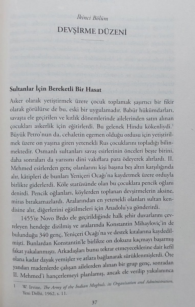 Fuat0renc's tweet photo. Tam iki asır önce Türk modernleşmesi ve askeri tarihi için dönülmez bir yola girildi.
Yeniçeri Ocağı 1826'da bütün bileşenleri ile kaldırıldı.
İmparatorluk ve sonrasında Cumhuriyet kadrolarının şekillenmesinde çok önemli bir milattır. 
Godfrey Goodwin'in kaleminden.
@KronikKitap https://t.co/sV0HNvZP6a