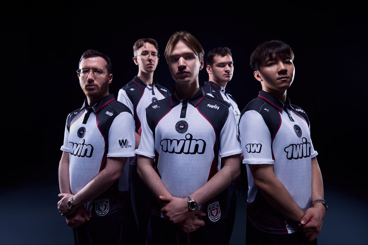 onewin_dota2's tweet photo. The squad is set. Prepare for a new standard of play 🏆 https://t.co/V03azLNGm0
