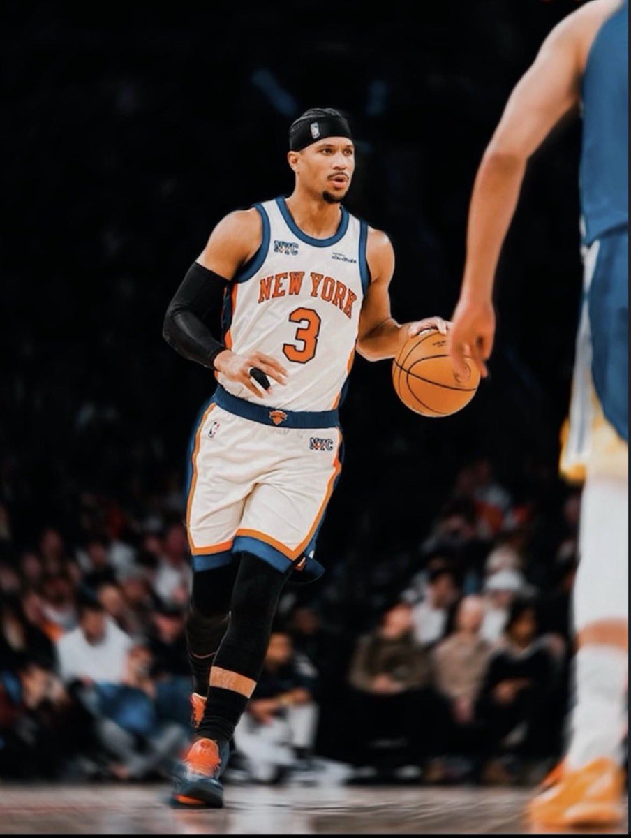 dashprops's tweet photo. NBA FINALS’ BEST BET🏀
#AlwaysKnicks vs #PorVida 

Josh Hart O 24.5 PRA / 1.5 3PM
(-111 FD) / (-150 MGM

6/3 Prop #1 & #2

Expect Wemby to defend Hart to start the series off.
View Caruso’s dominate performances in the WCF and tailor it to Hart.
He’s going to have wide-open three opportunities and it’s a MUST that he makes them pay.
Hart is, if not, the most important player for NY. Him being able to shoot takes Wemby out of the paint (offensive rebounds) and potentially draw Wemby more on KAT which is great for the half court offense.
Last matchup against each other, NY used Hart as the hub to keep Wemby moving and get looks inside (7 asts on 9 pot 62 passes).

OKC did not capitalize much in fastbreak opportunities as they should. The Knicks were major in transition as that took care of the Spurs in the reg szn. Hart is ofc the guy if you want to play with tempo (s/o @cfbchamp with this analysis).

Anyone not defending Wemby is in a great spot to crash the glass. Hart defending Castle gives him room to crash since he’s the least consistent shooter on the floor (10 and 8 in the regular season).
The needle mover for the Knicks in this series is offensive and defensive rebounding.