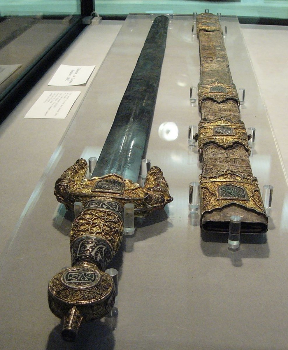 julaibib18's tweet photo. Sword of Boabdil (Muhammad XII) Last Amir(ruler) of Granada, c. 1400 https://t.co/fK2oPs51IX