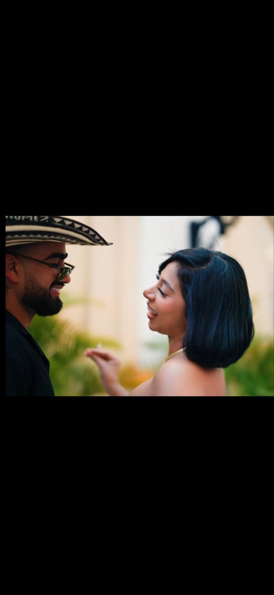 Rafawyhgm's tweet photo. Vamos a seguir escuchando la mejor canción del año no se lo pierdan 

#TUERESMIPARACAIDA https://t.co/FSRL7012Xv