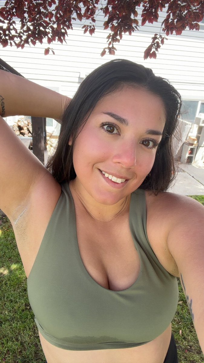 Yourdommejess's tweet photo. Sweeeeeaaatttyyyy https://t.co/smub1wgqgM