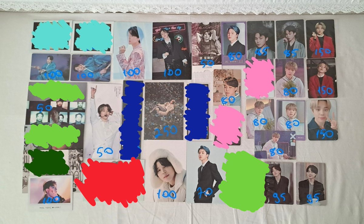 lilsoliepie's tweet photo. Bts satis bts satış go up 
Pembeler disi coklu oncelikli 
Her renk 1 kisi
Odeme icin 1-1.5 hafta sure var
Muse album pcler 200 tl
Polaroidler 100 tl
Sol alt in the soop pc de 200 tl oldu https://t.co/3TaVP8feZG