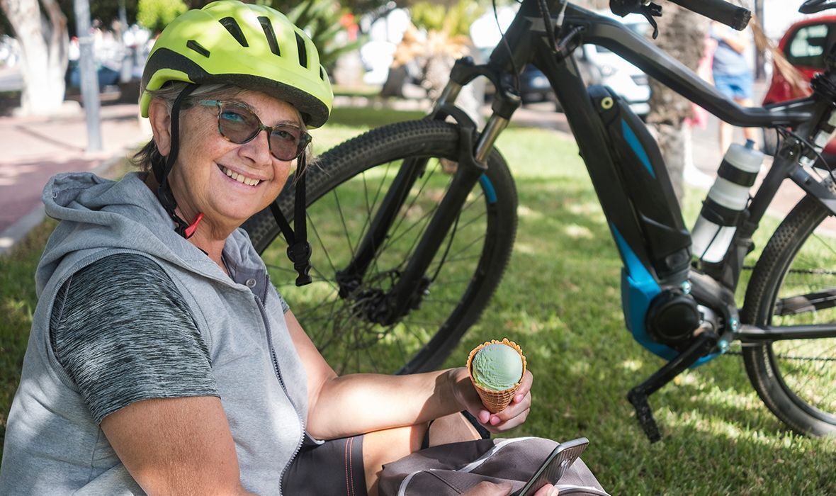 ArtIdea's tweet photo. Explore New Haven through immersive tours, walking experiences, bike rides, art spaces, and community storytelling events that uncover the histories, people, and places shaping New Haven.

For more info, visit: https://t.co/eVnCLQmoVN https://t.co/mqd71sHrFG
