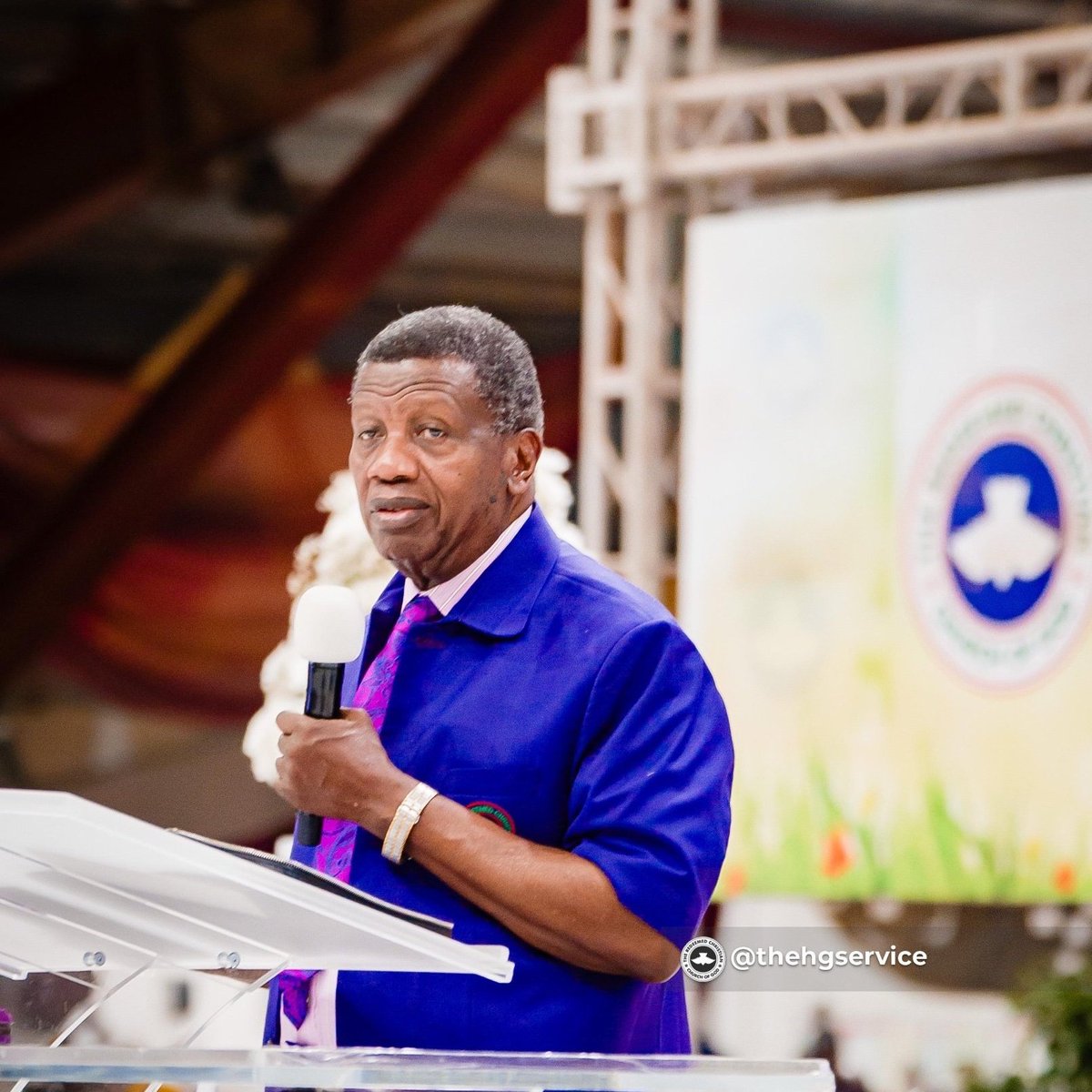 Timi_The_Law's tweet photo. Today, tomorrow and forever 

I stand with Pastor Enoch Adejare Adeboye.

Na my papa be dis. 

We will not bow to the mob! https://t.co/nFDcb8IZAD
