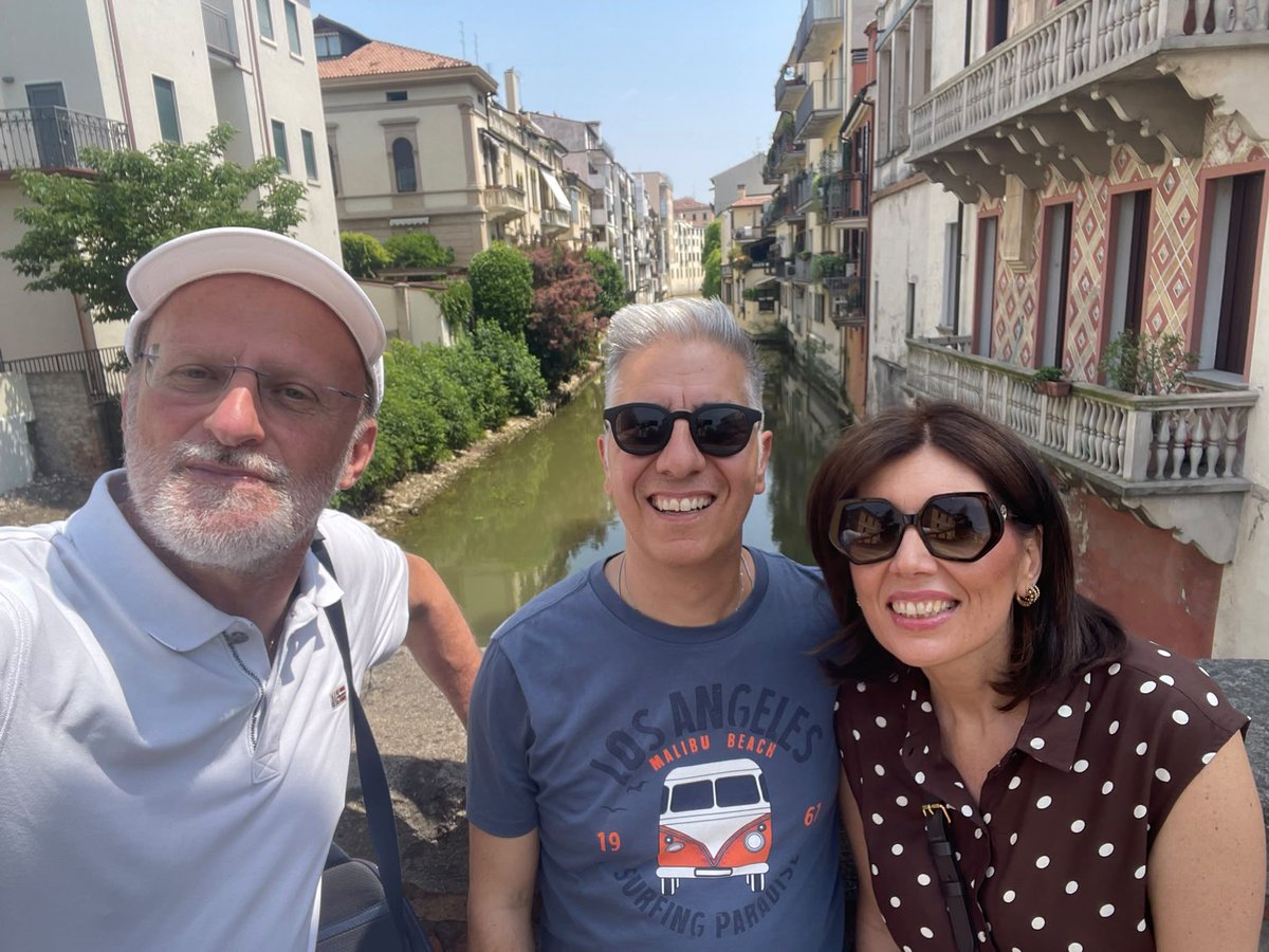 FMonderna's tweet photo. La Lazio è dove sono i laziali.
@luglio2177 @The_Latin_Lions grazie per averci fatto scoprire, sorprendere e amare Padova.
Grazie per i preziosi doni, li conserverò con amore e cura.
#sslazio https://t.co/XKuxgMoith