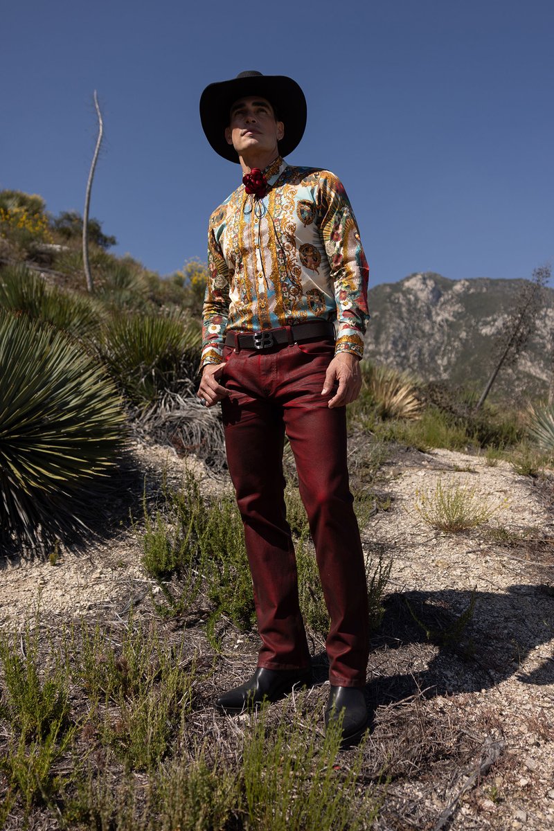 BARABASMEN's tweet photo. The desert. The details. The statement. 🤠✨
For those who never blend in, this look brings bold patterns, rich color, and unmistakable confidence to every step.

Shop now: https://t.co/LuJiqHyWFZ
🔥 Enjoy 10–30% OFF at checkout for a limited time.

#Barabas #BarabasMen https://t.co/I0Y2uuy8bB
