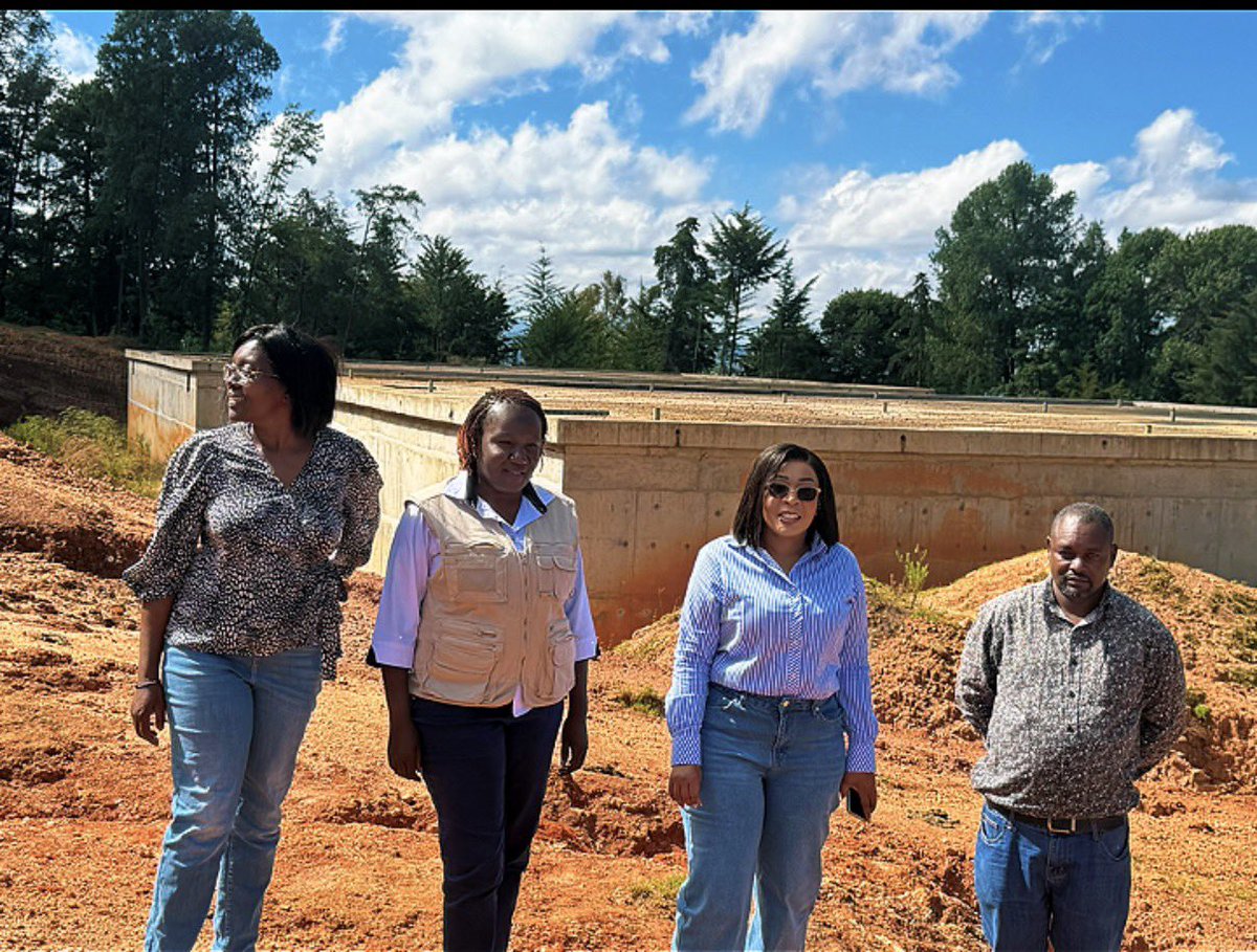 DrMwikali's tweet photo. SITE VISIT | SIYOI-MURUNY DAM, WEST POKOT COUNTY

Today I joined the Board and technical team of the National Water Harvesting &amp; Storage Authority for an inspection of the Siyoi-Muruny Dam Project in West Pokot County.

Lot 1 of the project comprises the dam component a strategic https://t.co/qY42WAOPTn