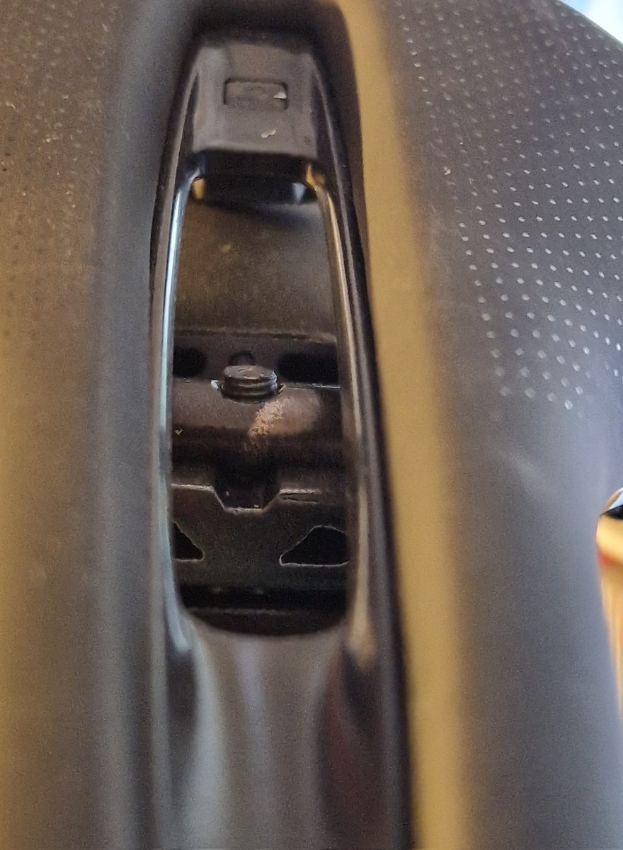 marcomout's tweet photo. Finishing spuitbustouch.
#ReCycleLife
#MMbikes
#JORAN https://t.co/KAgc32a3cb