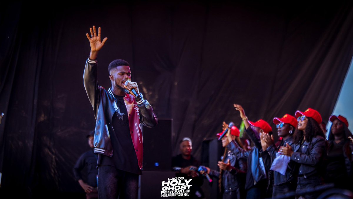 rccgtheenvoys's tweet photo. It was a spirit-filled atmosphere of praise and worship as the Music Team ministered with great joy.

Bless the lord 🎵
For his mercies endureth forever 🎸

#LagosHolyGhostFestival
#PDaniel https://t.co/SHL2Z6895X