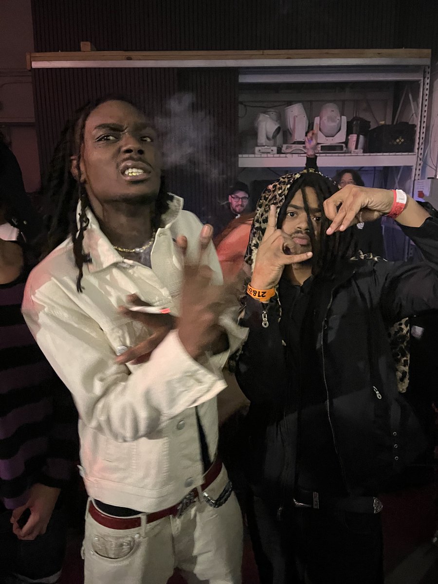 monteeeeee's tweet photo. mal &amp; Tezzus at Flexxico’s 
RAPTRONICA show, 2025 https://t.co/MD9yUEixdL