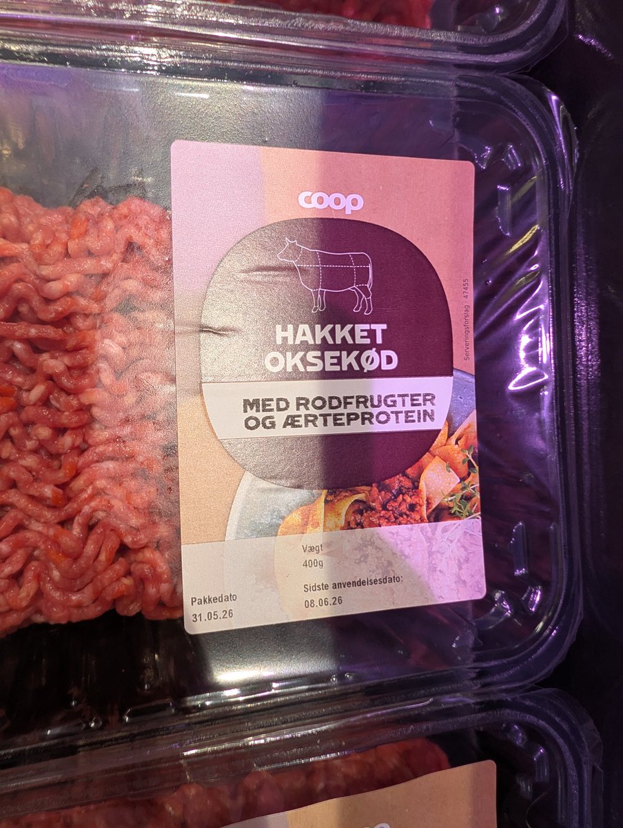 reallyoptimized's tweet photo. This is how bad it's going in Europe.

This is from the Danish market.

Translates to ground beef with root vegetables and pea protein.

They are spiking the beef with powdered plants.

I've heard of it in the US though never seen it, but it's uncommon and for different reasons.

In Europe, the main reason is mental illness...

They do this "for the climate."

It's a "we'll meet you halfway" on reducing meat consumption to lower your environmental footprint.

I tell people all the time that they don't understand how mentally ill the people are here in regards to climate insanity.