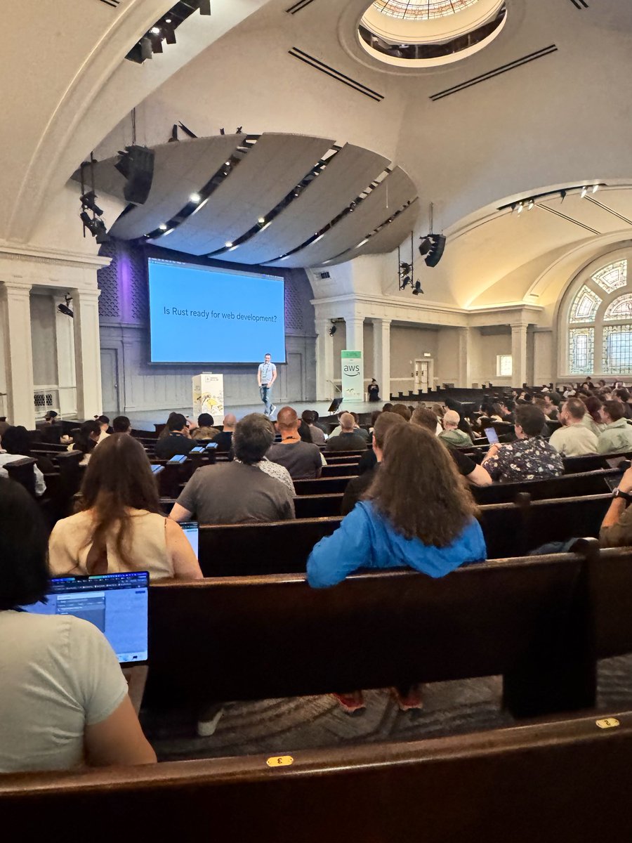 RoxanaCodes's tweet photo. Dang boiii! @FrancescoCiull4 absolutely killed his keynote!! I *almost* want to give Rust a try. 😜😜😜
@CascadiaJS #CascadiaJS https://t.co/1yXavrXgTl