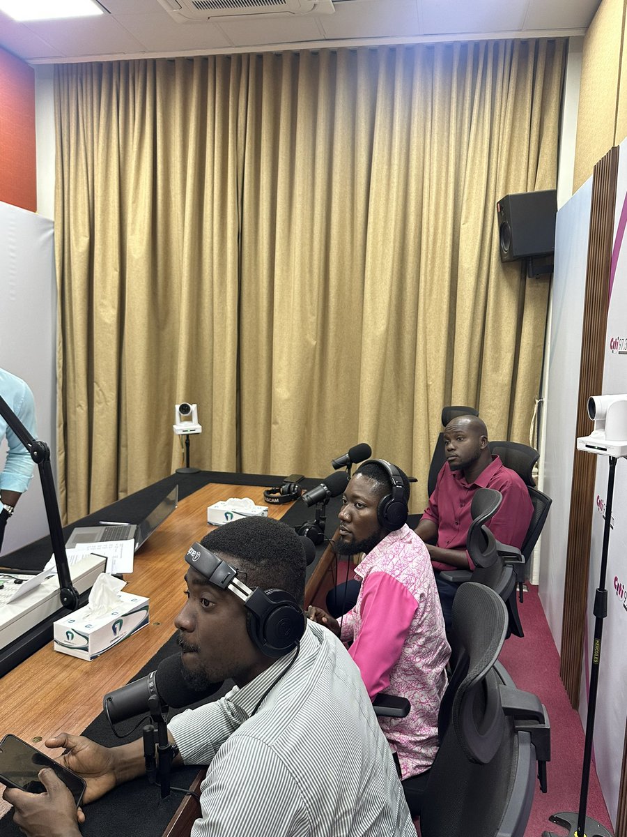 CitiSportsGHA's tweet photo. 📸 🇬🇭 Are you tuned in to Citi 97.3 FM for live commentary of the Black Stars’ World Cup friendly against Wales🏴󠁧󠁢󠁷󠁬󠁳󠁿?

#CitiSports https://t.co/Rsao1Gyg1g