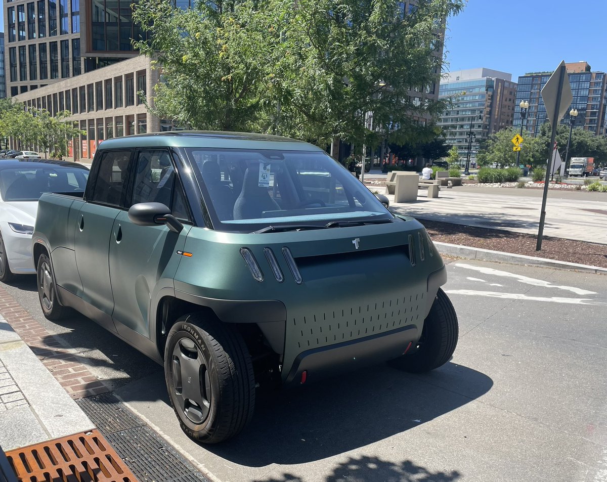 s_AntonioRossi's tweet photo. Spotted in the wild: TELO truck @TELOtrucks in DC. Great to see continued innovation and advancement in electric vehicles and especially encouraging to see manufacturers still building smaller more practical vehicles. Hope to see more of these than the big trucks on city streets https://t.co/nDB21jWyWR