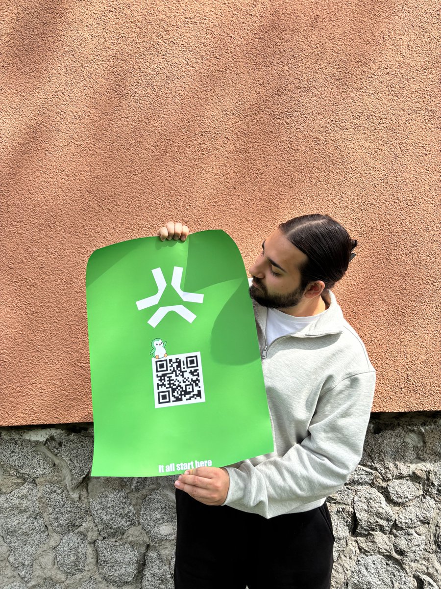 Rslanb1's tweet photo. It all starts in - @AbstractChain 🟢

As a QUANT, I consider it my duty to grow the user base of the Abstract network—it’s a true massadoption initiative. That’s why, yesterday and today, we put up over 35+ posters featuring an interactive QR-code that links to the portal!

It was exhausting but interesting; people would come up to us and ask what it was and why we were hanging them up. I was happy to tell everyone about my initiative and my desire to grow the community🐧