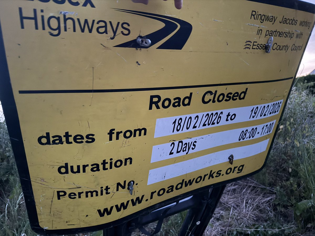 simondwharris's tweet photo. Hey @essexhighways can you pick these up from Wendon Road just outside of Arkesden? You can reuse them and put the replacement money toward repairing further #potholes @UttlesfordDC https://t.co/bJN6gBpB4Y