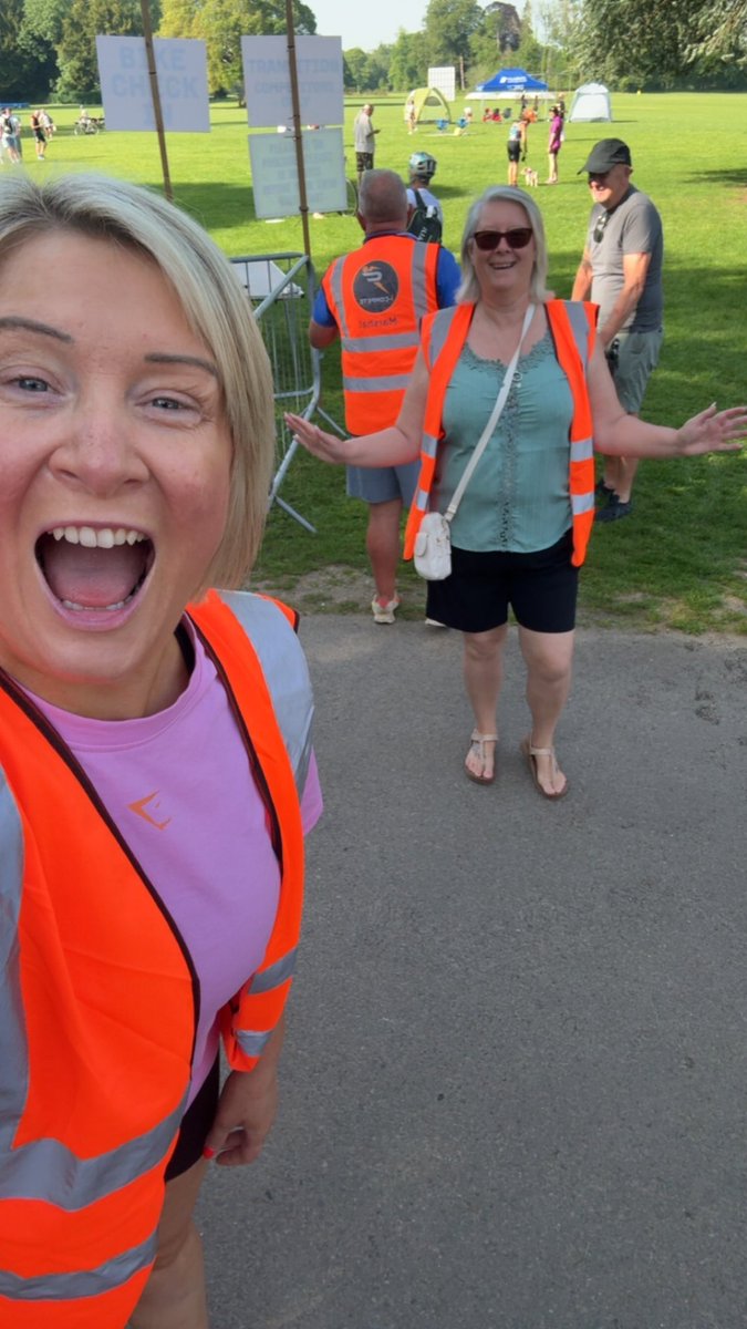 Jennifergaunt11's tweet photo. Triathlon with the amazing #iCompete team 🫶🏼 love this team with all my heart ❤️ #triathlon #swim #bike #run #wiltshire https://t.co/6xXbcb5s4u