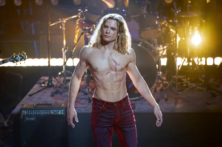 metacritic's tweet photo. The Vampire Lestat [90] reviews are in (premieres on AMC/AMC+ Sunday) https://t.co/K5wYkcKhxn
"An alternately rollicking and gutting work of apocalyptic camp....  Lestat becomes, like its predecessor, an empathetic portrait of an immortal monster with human psychology." - TIME https://t.co/q9GqByFPRX
